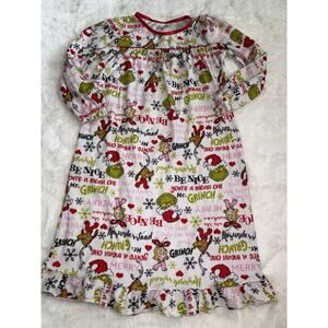 Dr. Seuss “ The grinch” Girls Sz. M Design Long Sleeved Nightgown. Adorable